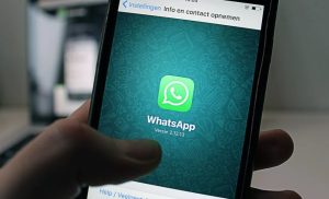 Langkah mengirimi pesan WhatsApp tanpa menulis di Android